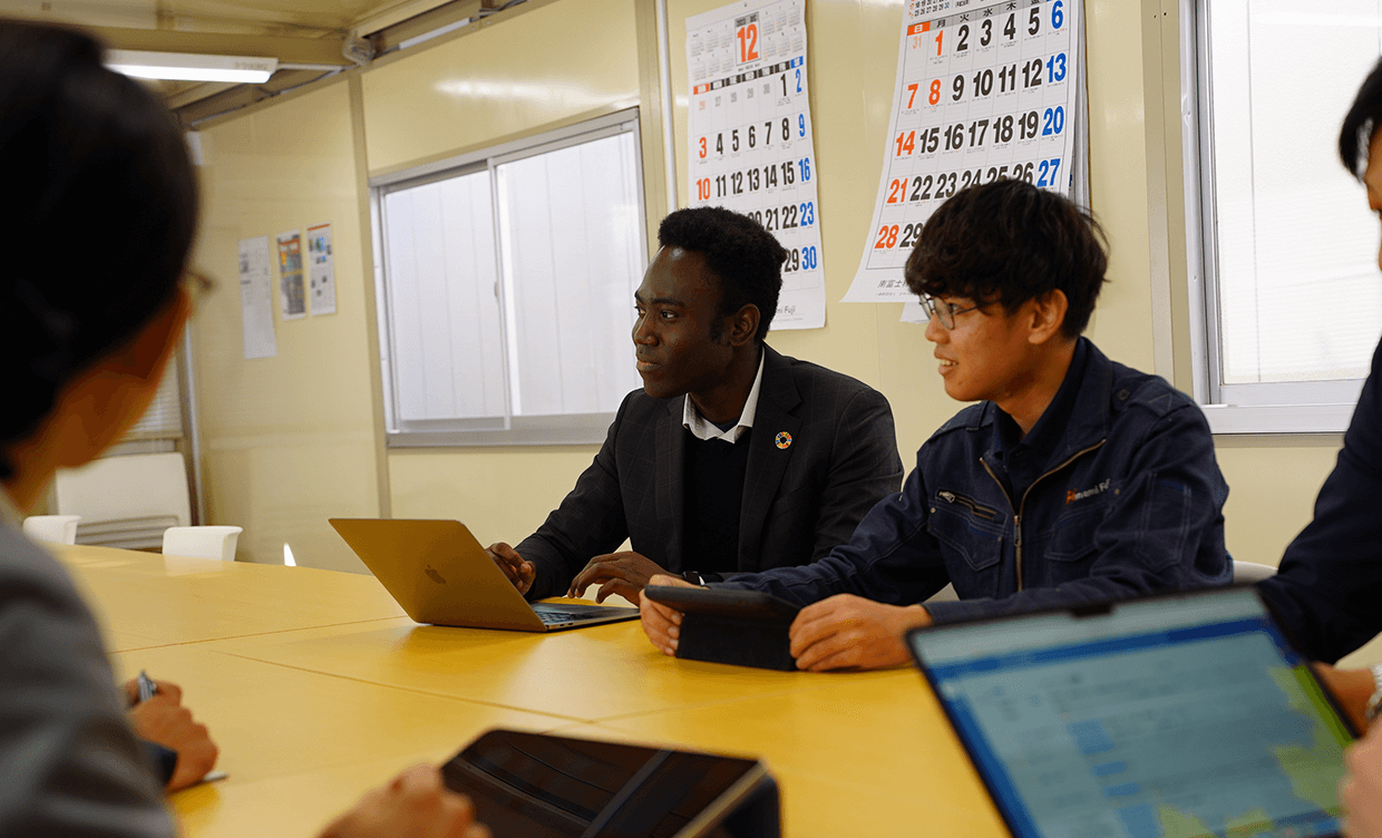 カポチチ・アメル